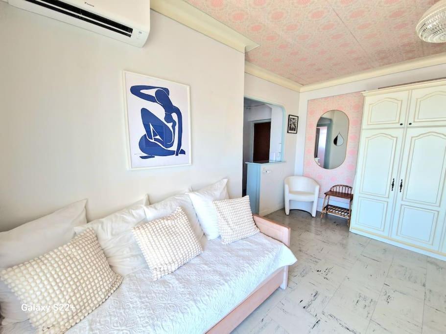 Cozy Studio, Sea View, Old Town, Near Beaches Antibes Luaran gambar